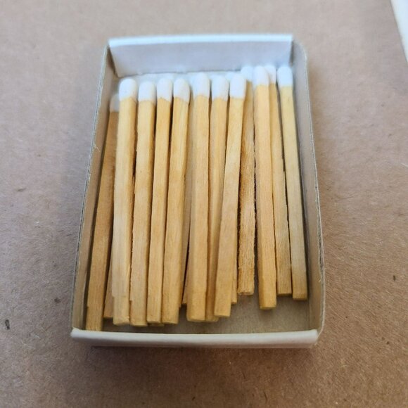 Diamond Match Co Howard Johnsons Pocketbox Slim John James Audubon Room Matchbox - Picture 6 of 7